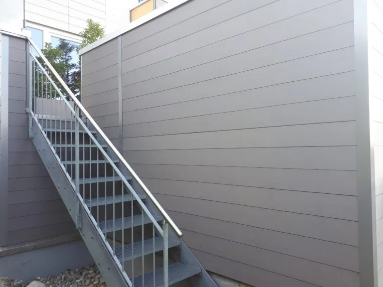 Façade WPC escalier
